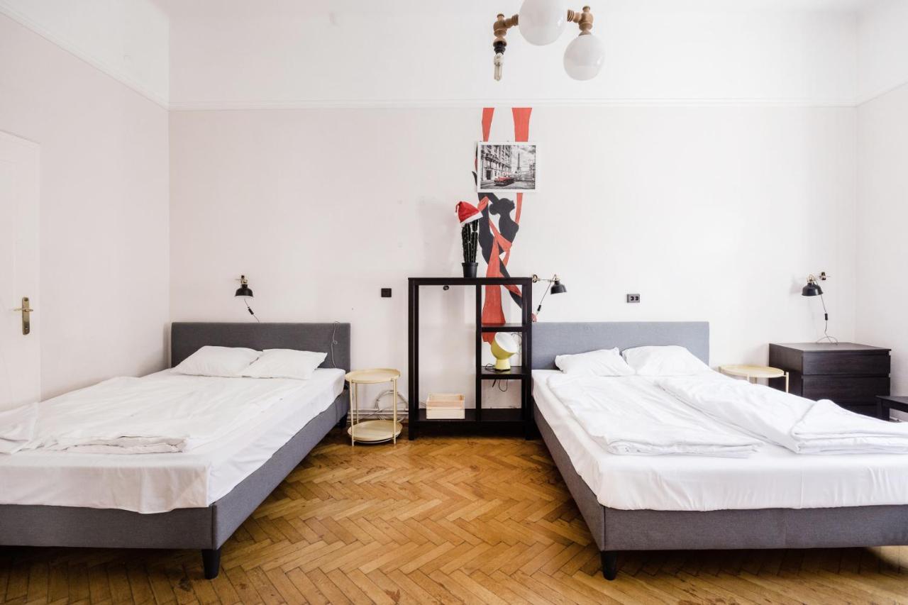 Downtown Circus Apartment บูดาเปสต์ ภายนอก รูปภาพ